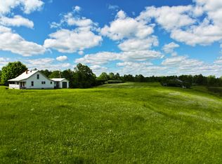 1600 Sandhill Rd, Irvine, KY 40336