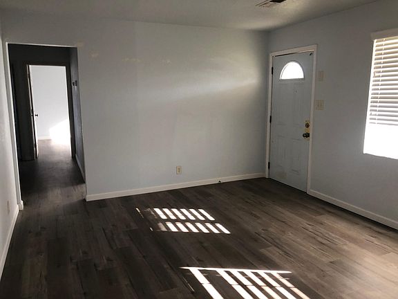 5th image of 5025 North Ave