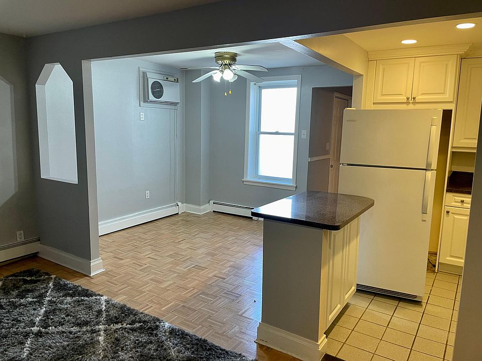 kitchen/living room