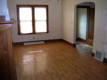 4th image of 217 Dorchester Ct