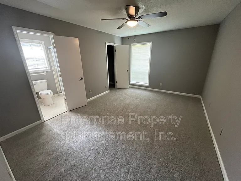 6124 Chinaberry Dr — Photo 15