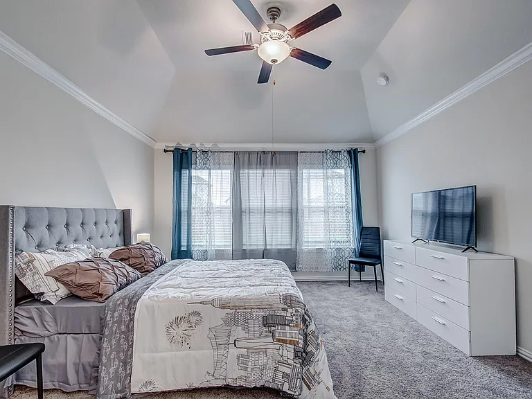 28639 Monarch Cliffs Dr — Photo 30