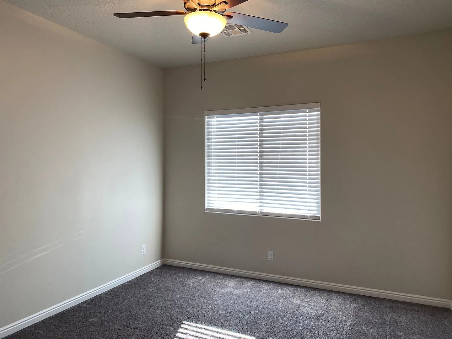 Stunning 6 bedroom in Little Valley — Photo 4