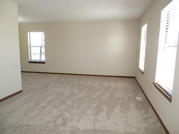 2nd image of 945 Joy Dr