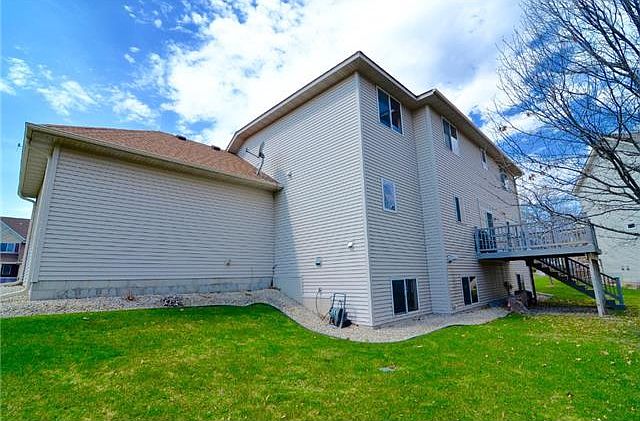 2nd image of 354 Sioux Lookout