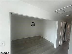4th image of 4826 SW 29th Ave APT 1