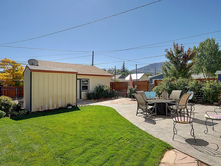 647 G St — Photo 21