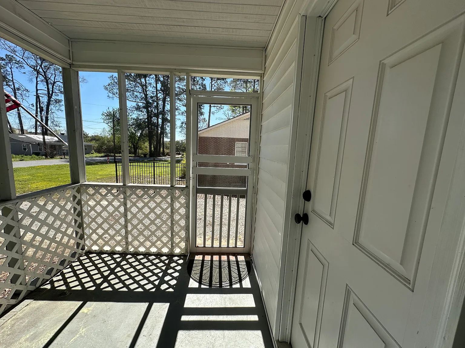 2 bed, 973 sqft, $1,350 — Photo 4
