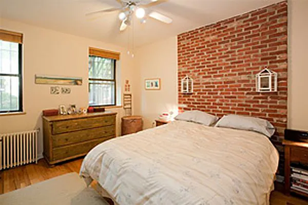 Sold by Warren Lewis Realty | media 11