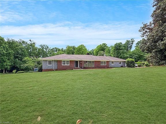 2nd image of 1101 Woodland Blvd