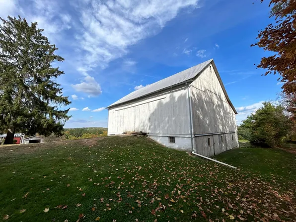 4888 Township Road 141 NW, Somerset, OH 43783