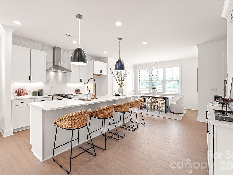 1st image of 829 Garringer Pl #22