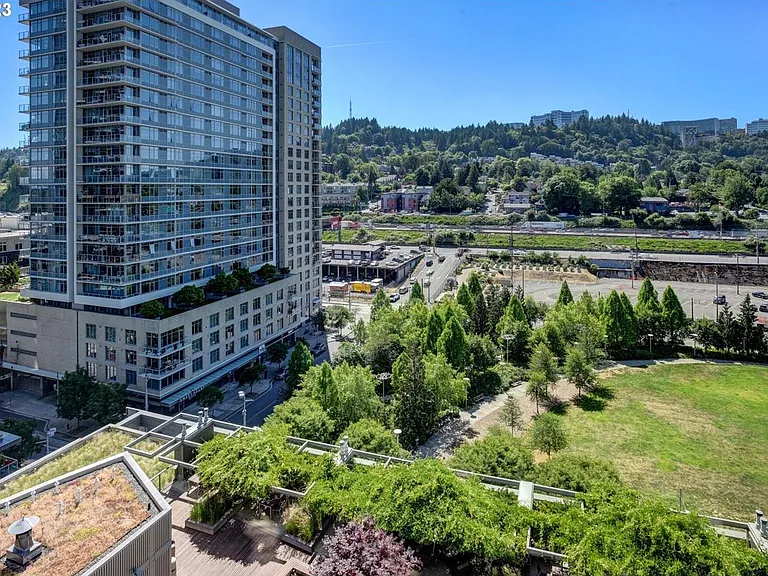 3601 SW River Pkwy #1118 — Photo 13