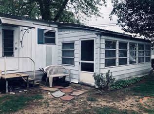 27 Pioneer Way, Springfield, MA 01119