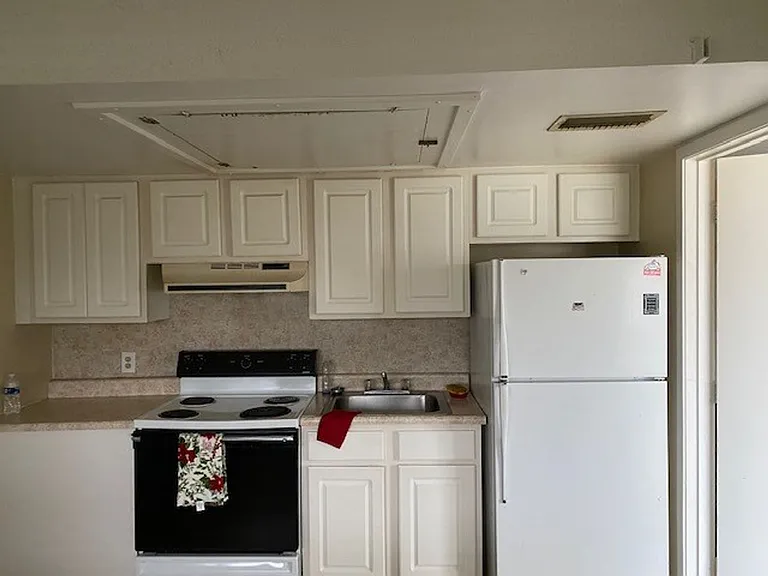460 Racine Dr #B-302 — Photo 5