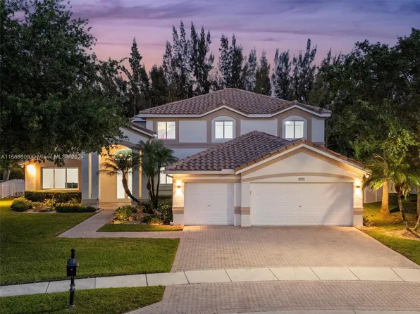 3761 SW 144th Ave, Hollywood, FL 33027