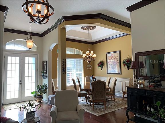 5th image of 3223 King George Dr