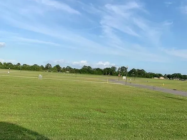 41 Cypress Ridge Dr, New Iberia, LA 70563