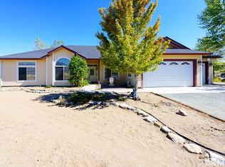 70 Hawk View Dr, Wellington, NV 89444