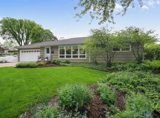 2050 Prairie Ave, Downers Grove, IL 60515