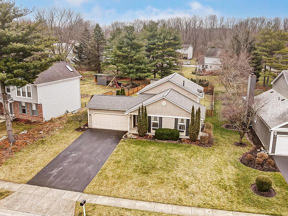 3rd image of 225 Brookhill Dr