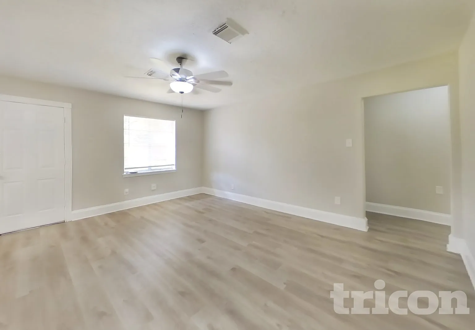 4427 Oakside Drive Houston TX — Photo 2