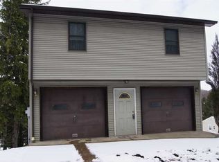 155 Hillview Manor Rd, Leechburg, PA 15656