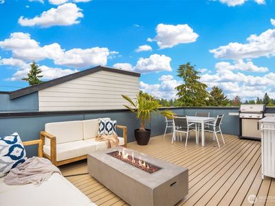 919 N 103rd Street #A, Seattle, WA, 98133