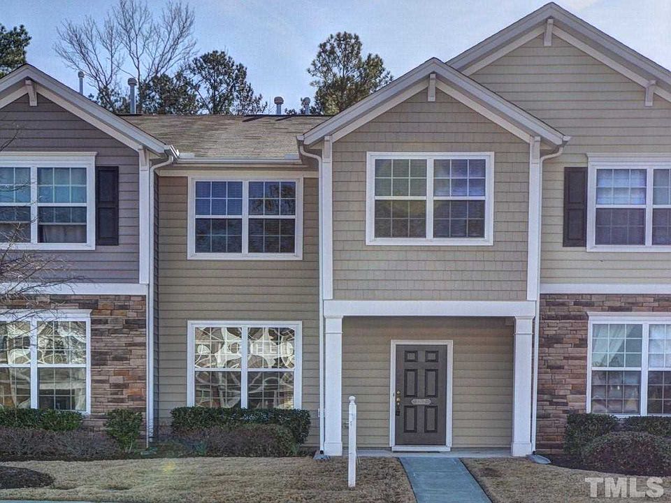 1st image of 1207 Denmark Manor Dr