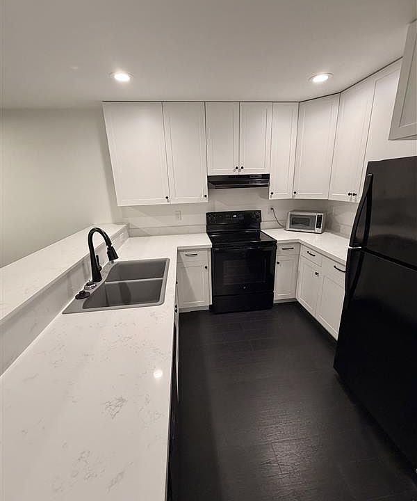 1st image of 307 N Callow Ave Unit 203