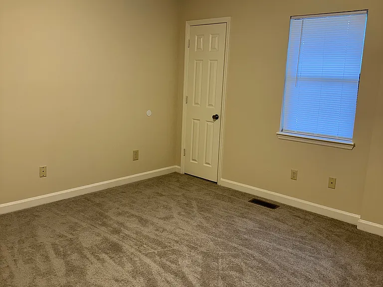 Bedroom (2)