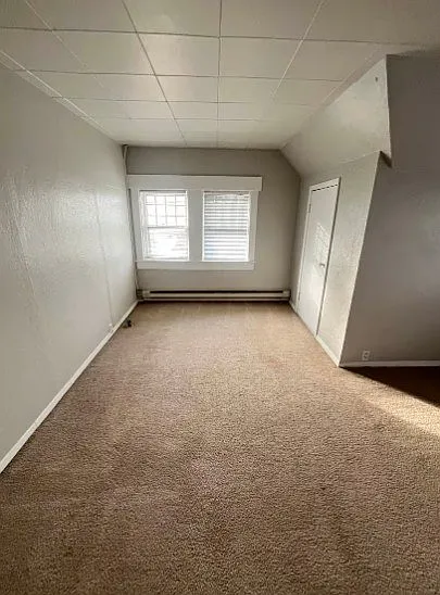 Westminster Apartments — Photo 9