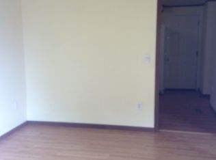 32 Bonnie Heights Dr, Hudson, NH 03051