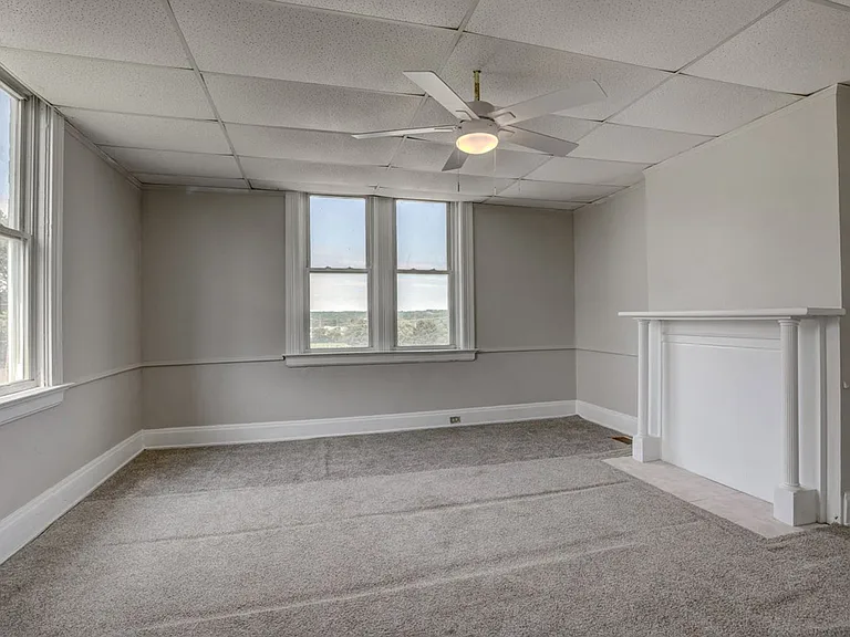 4338 Vine St #2 — Photo 11