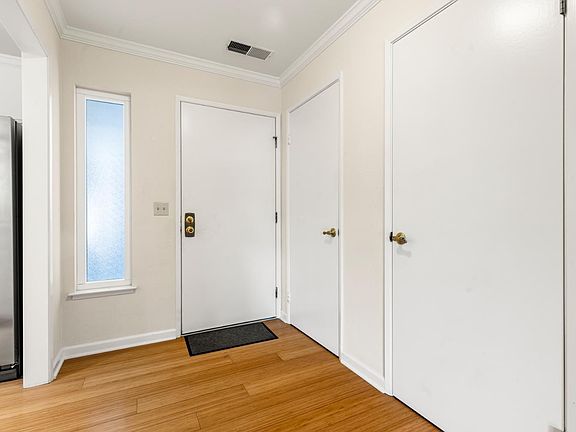 4th image of 334 Twin Lakes Drive