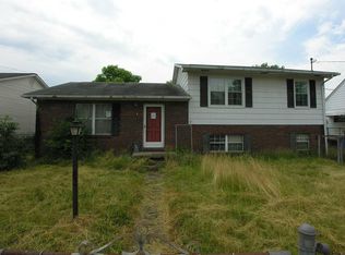 806 30th St, Point Pleasant, WV 25550