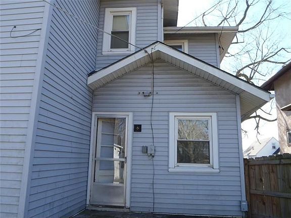 3rd image of 257 Santa Clara Ave