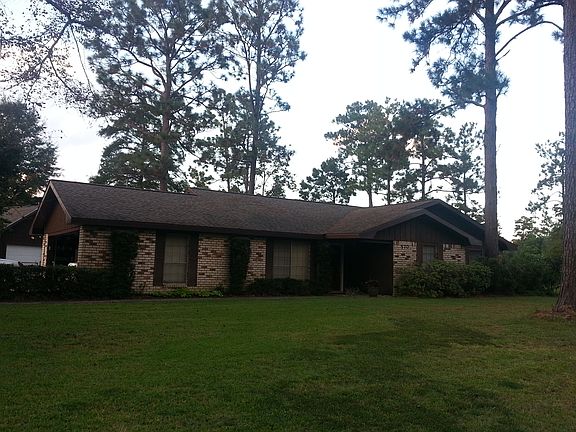2nd image of 570 Hardwood Dr