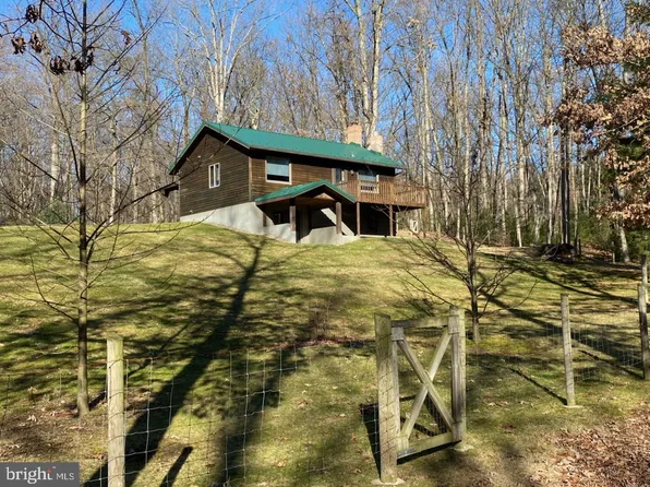 994 Black Gap Rd, Fayetteville, PA 17222