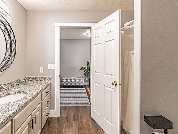 Maim Floor Bathroom