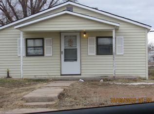 1316 S Avenue E, Portales, NM 88130