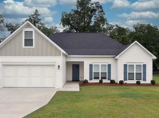 281 Buck Run Dr, Leesburg, GA 31763