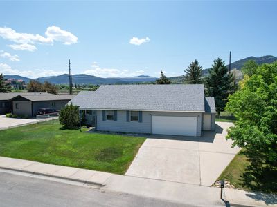 104 Oakwood Ln, Helena, MT, 59601