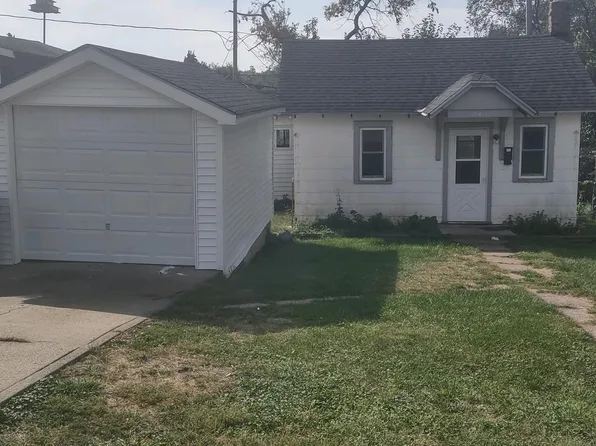 3843 Castelar St, Omaha, NE 68105