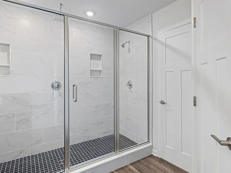 5101 Annapolis Dr — Photo 9