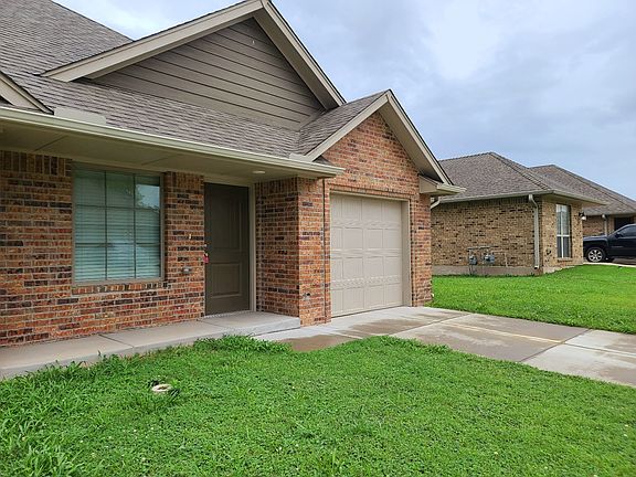 3rd image of 4308 Huntly Dr