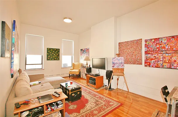 Rented by R New York | media 20