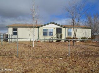260 W Arrowhead Dr, Paulden, AZ 86334
