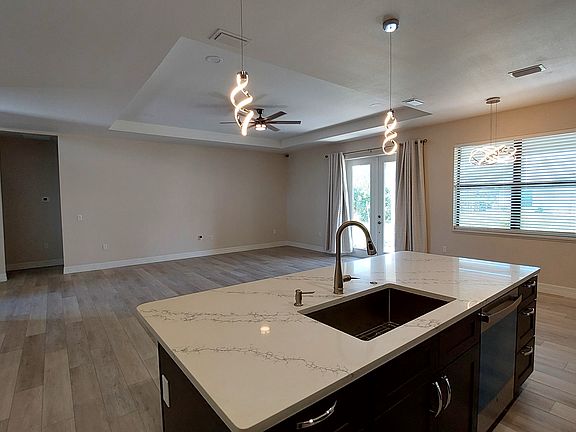 4th image of 3269 Ponce De Leon Blvd