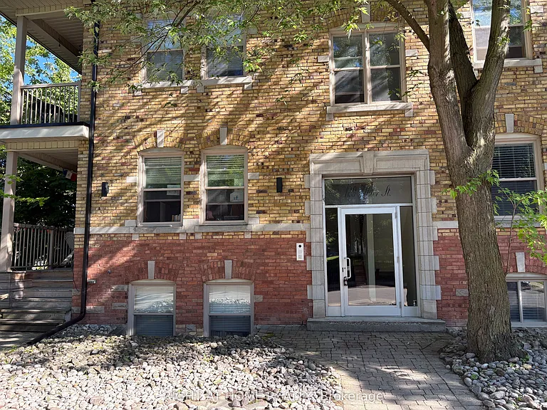 129 Ulster St #3 — Photo 2